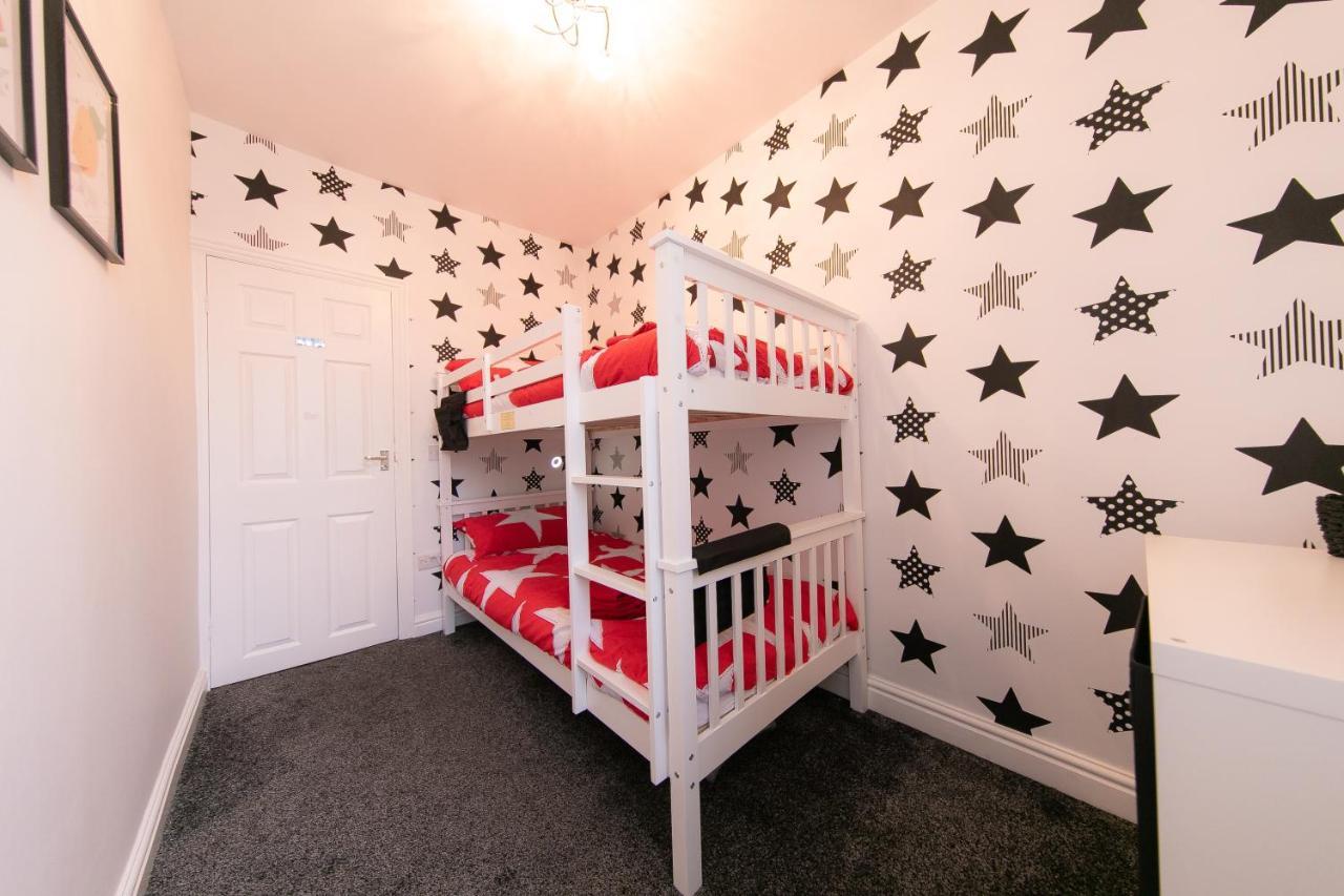 Stunning House Near Attractions Hébergement de vacances Blackpool